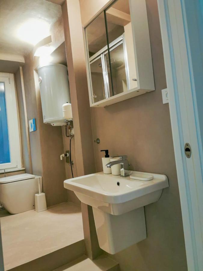 De Ville Guest House Genua Exterior foto